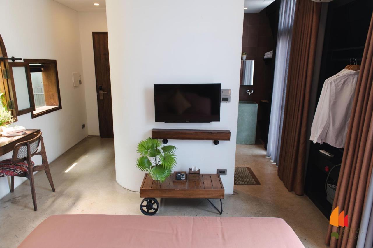 Hotel Deja Vu House Ha Long Esterno foto