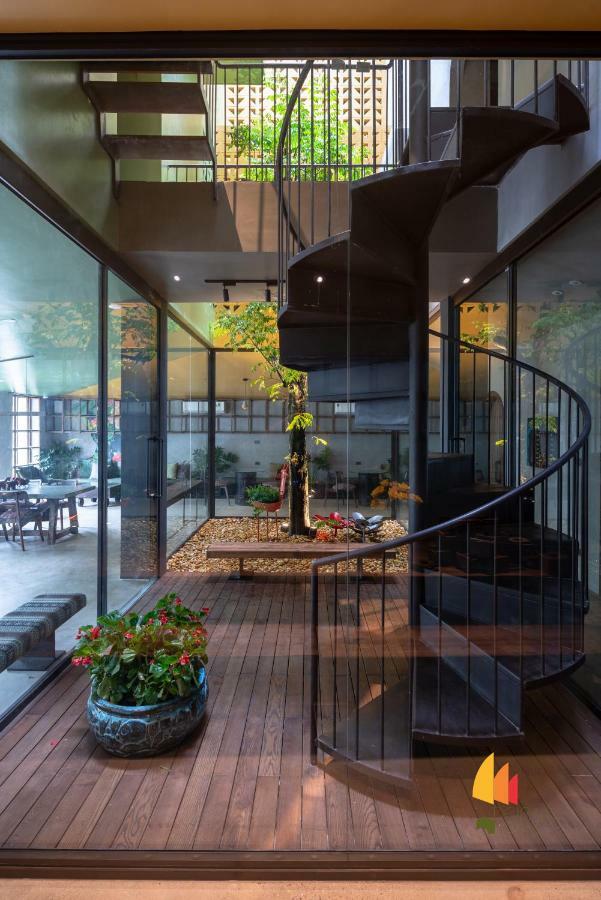 Hotel Deja Vu House Ha Long Esterno foto